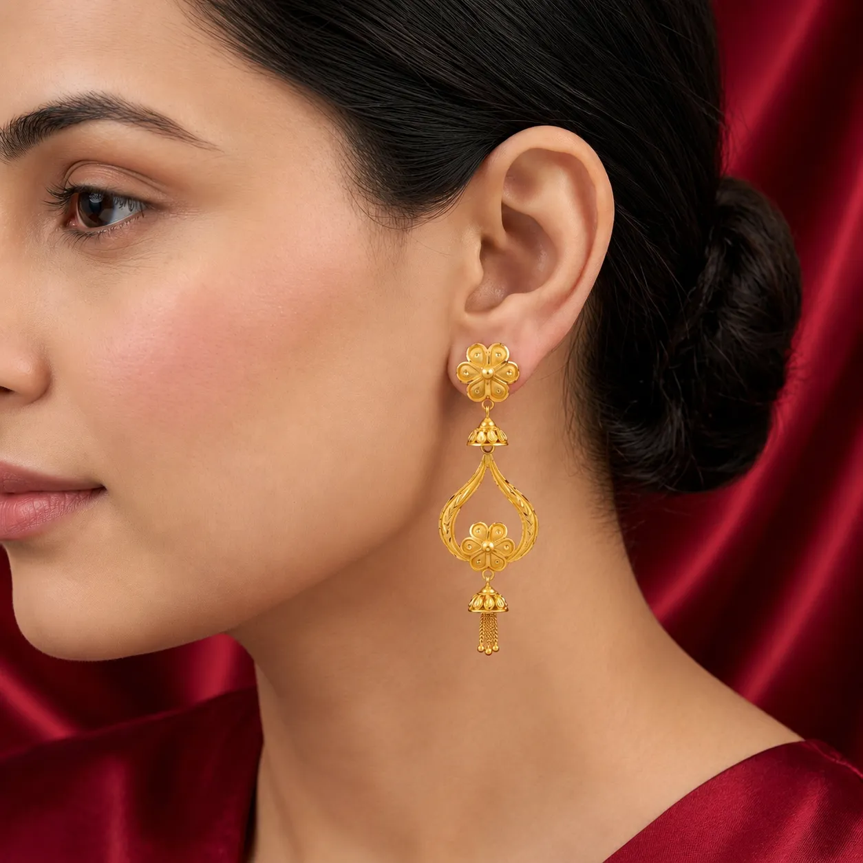 Earring, view 2
