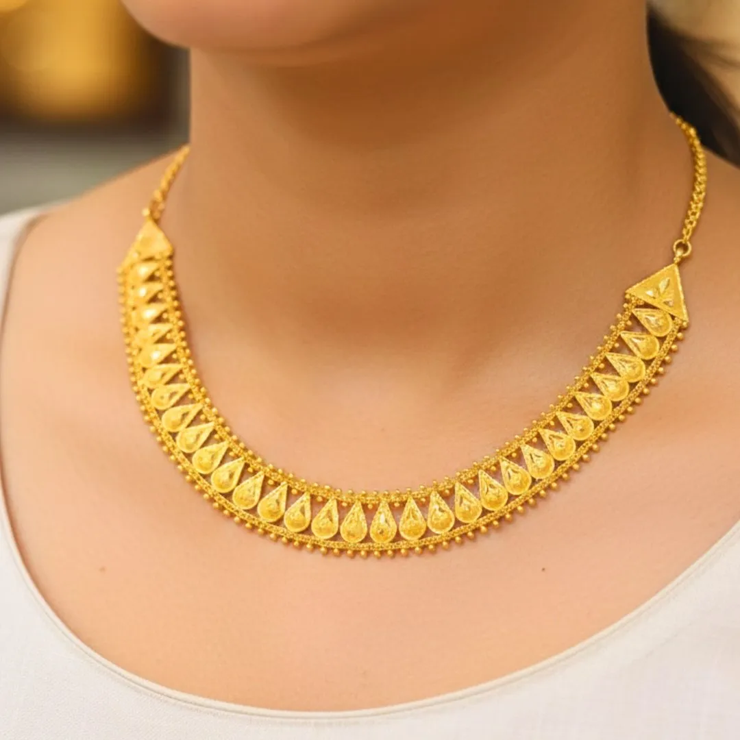 Necklace 10, view 2