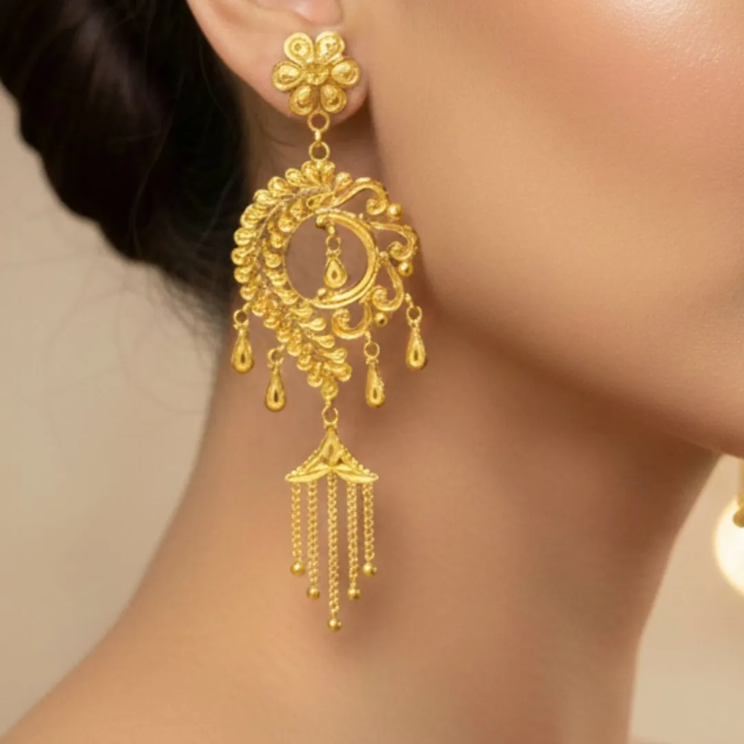 Earring, view 2