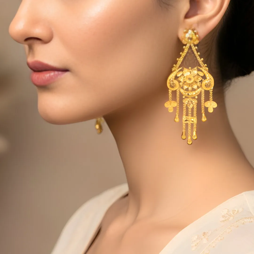 Earring, view 2