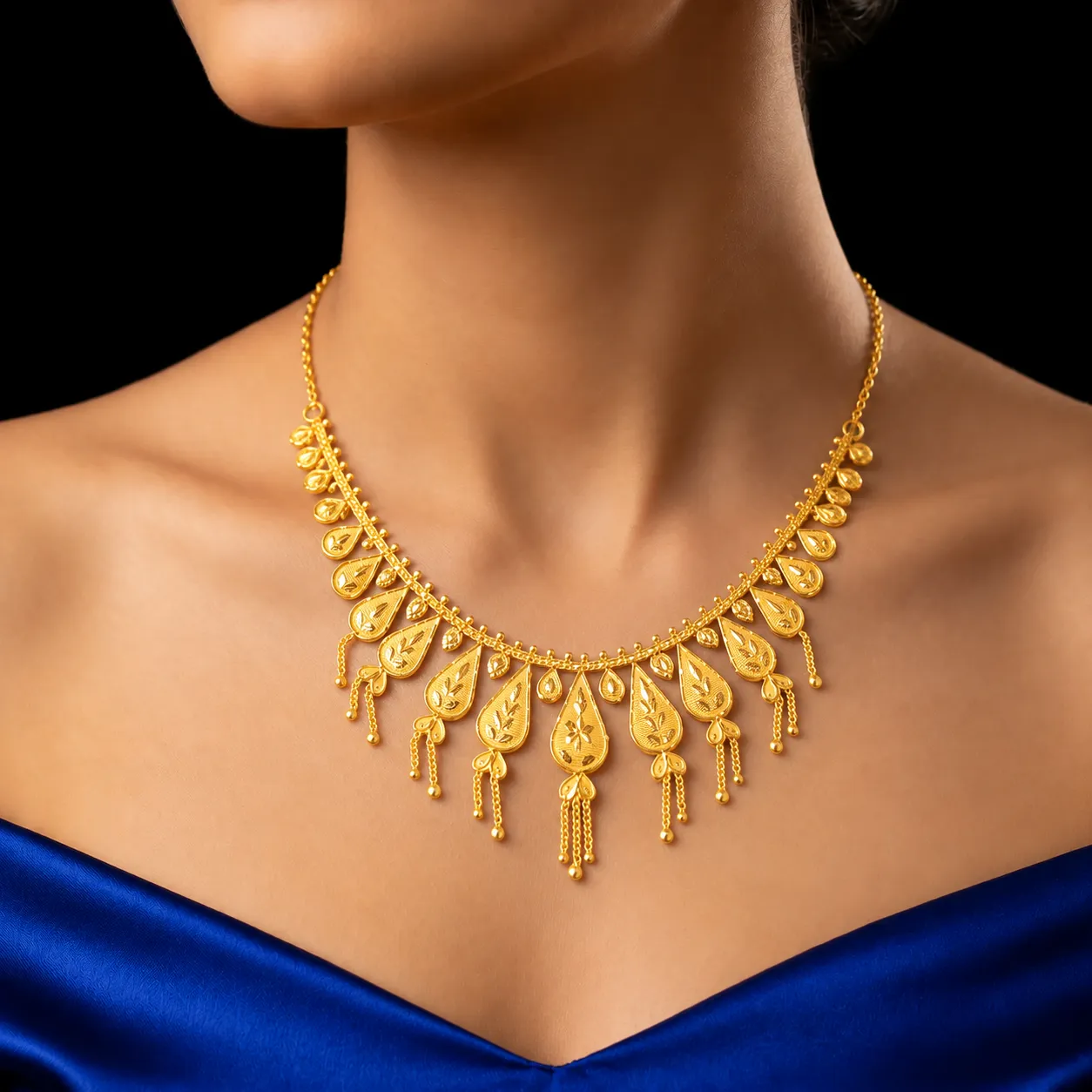 Necklace 17, view 2