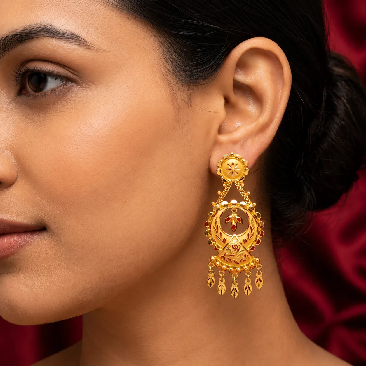 Earring, view 2