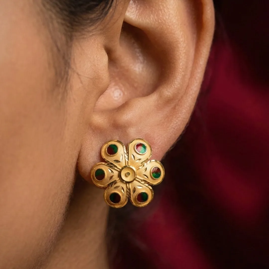 Earring, view 2
