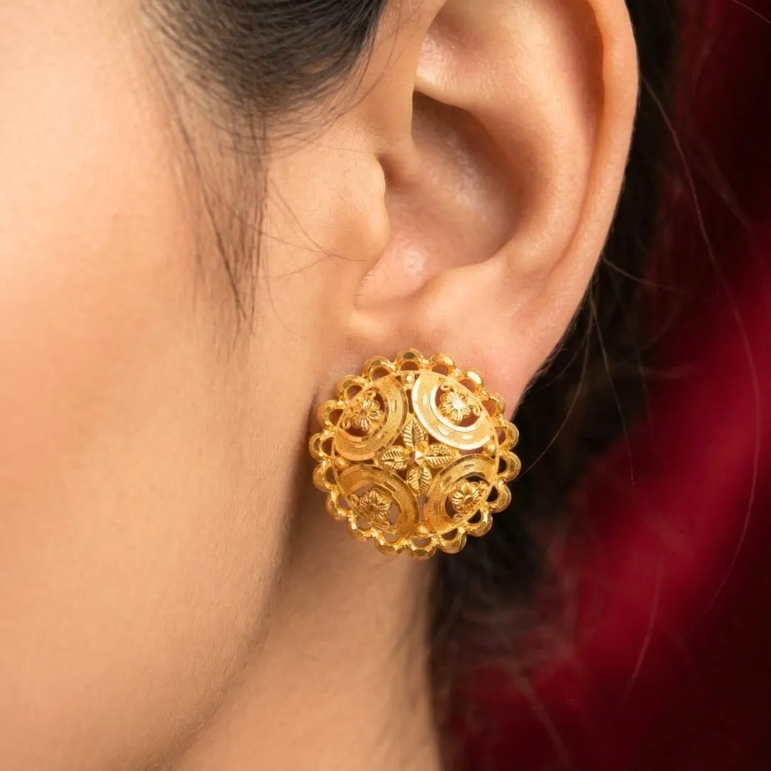 Earring, view 2