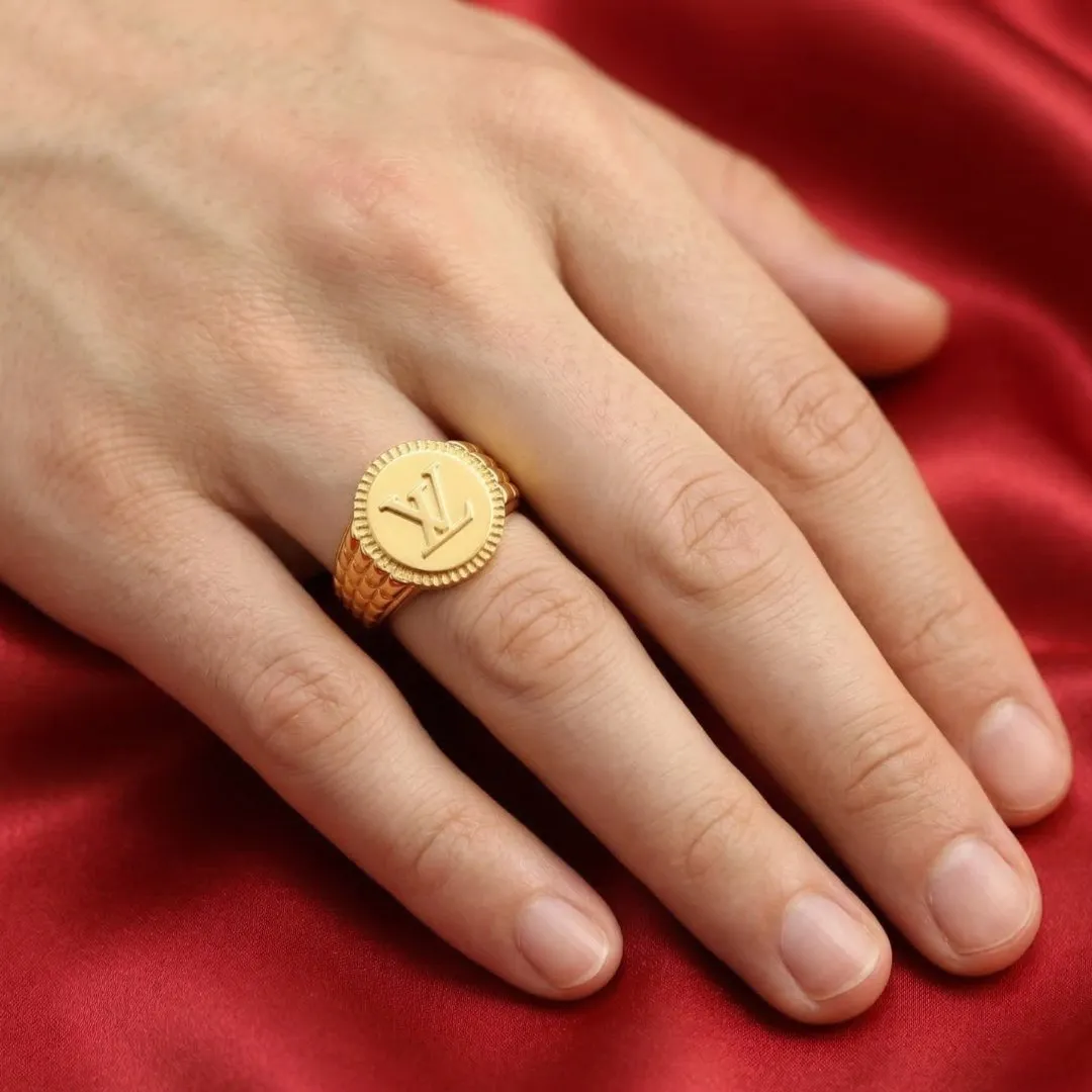 Ring 2, view 2