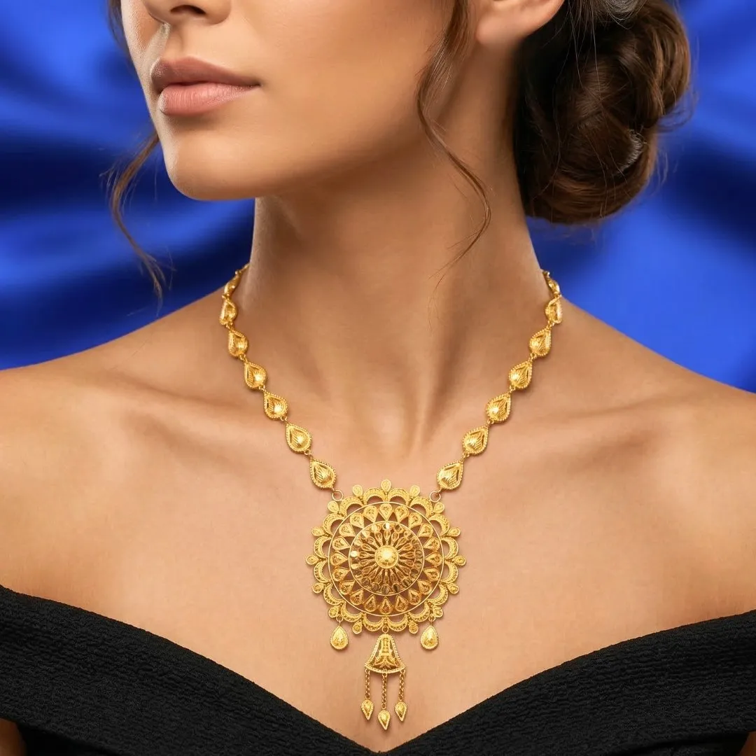 Necklace, view 2