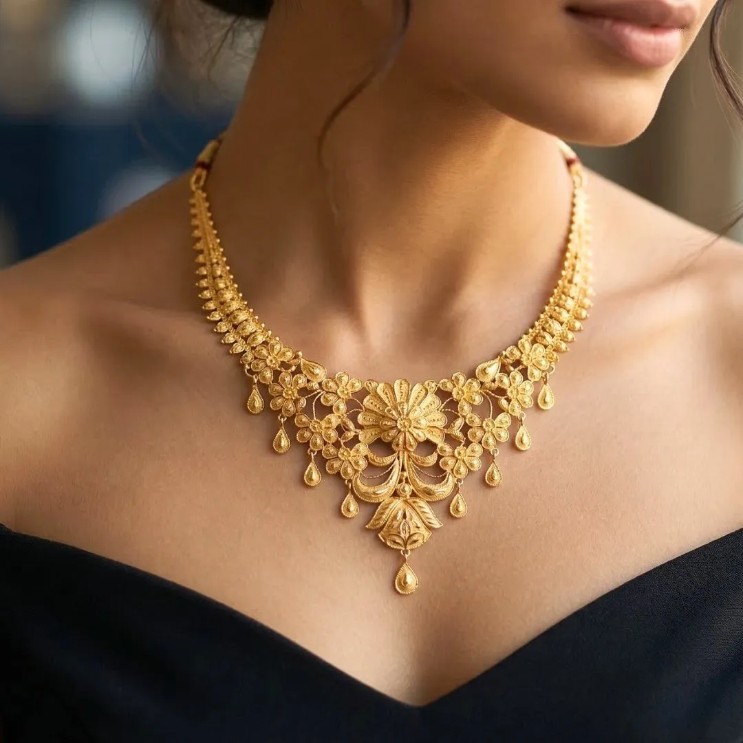Necklace, view 2