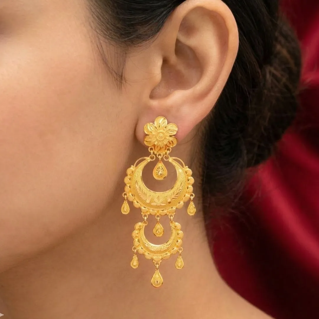 Earring, view 2