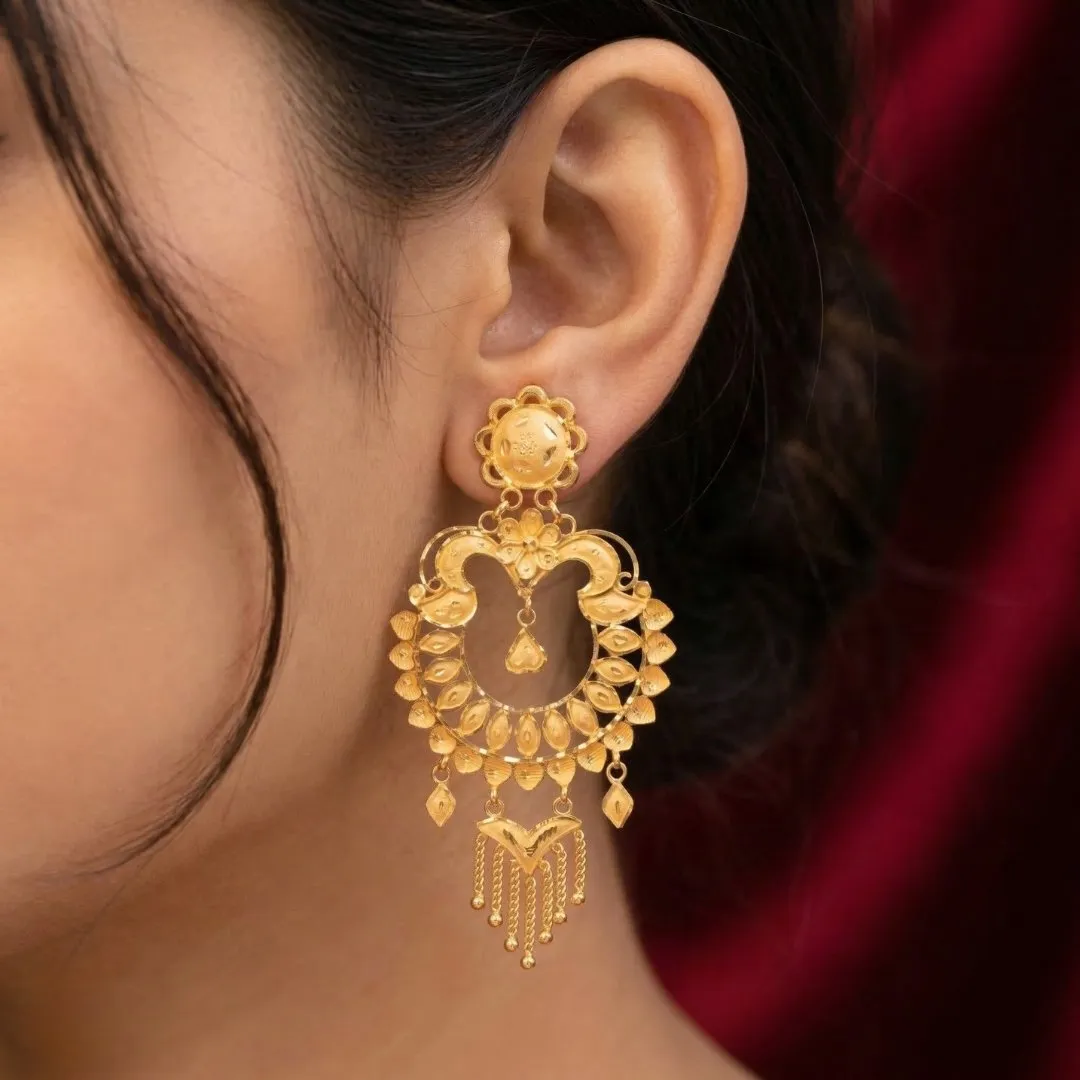 Earring, view 2