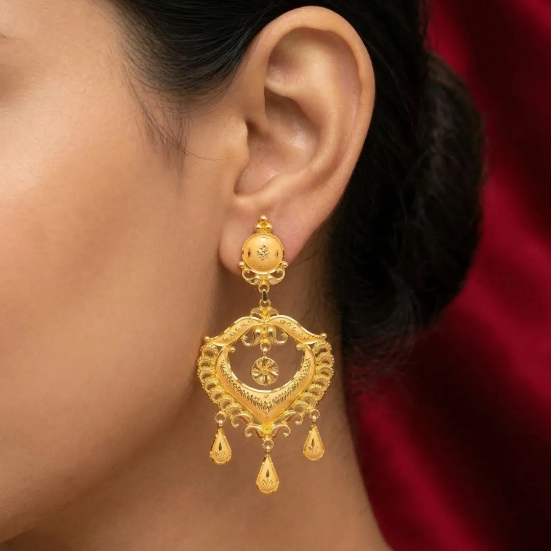 Earring, view 2
