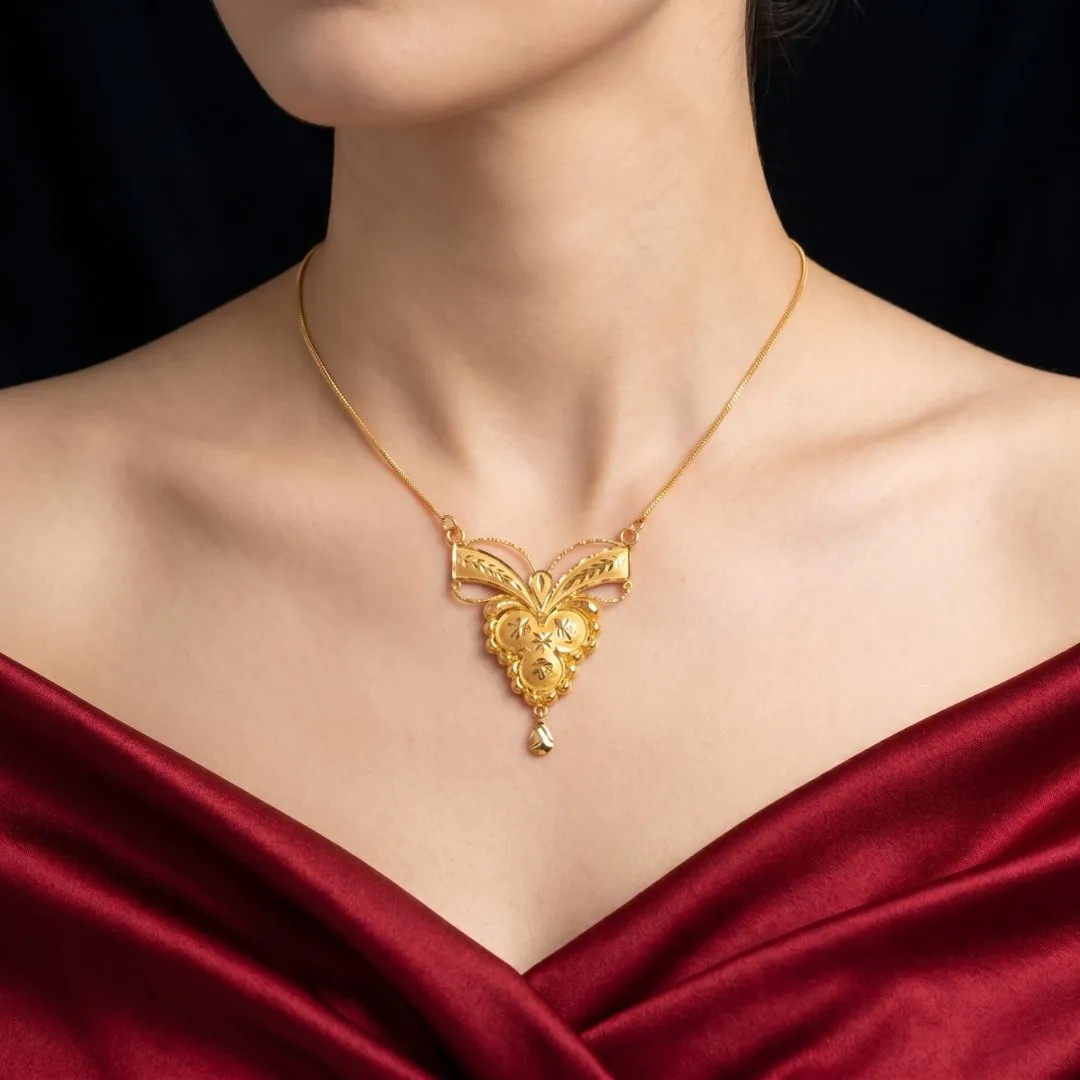 Pendant 8, view 2